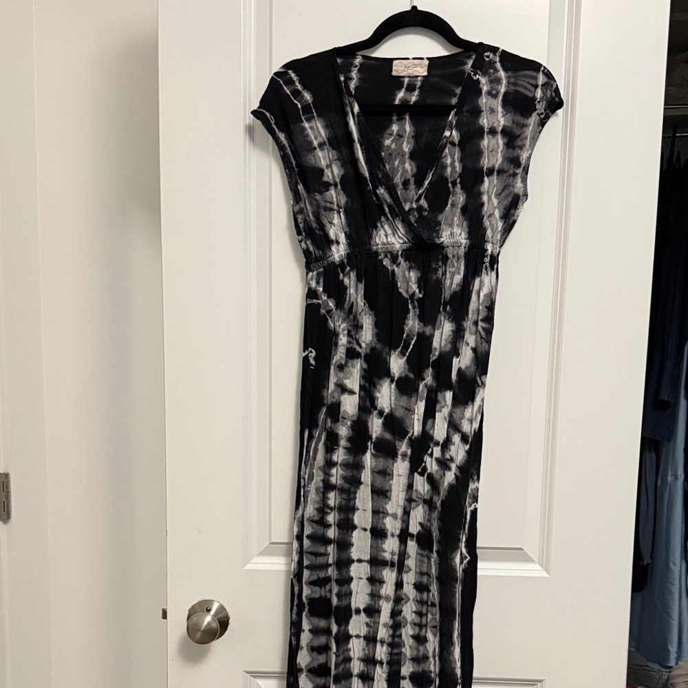 Pink Rose Black and White Tie-Dye Maxi Dress
